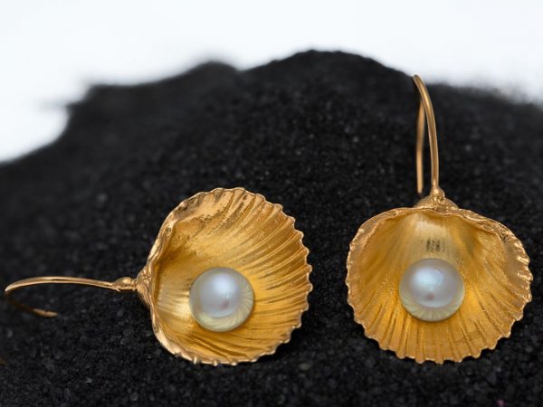 Hand Made Sterling Silver Gold Plated Big Cockle Clam Earring with Pearl